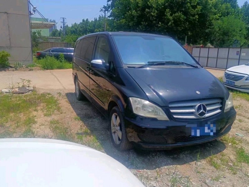 邯郸13年奔驰唯雅诺2