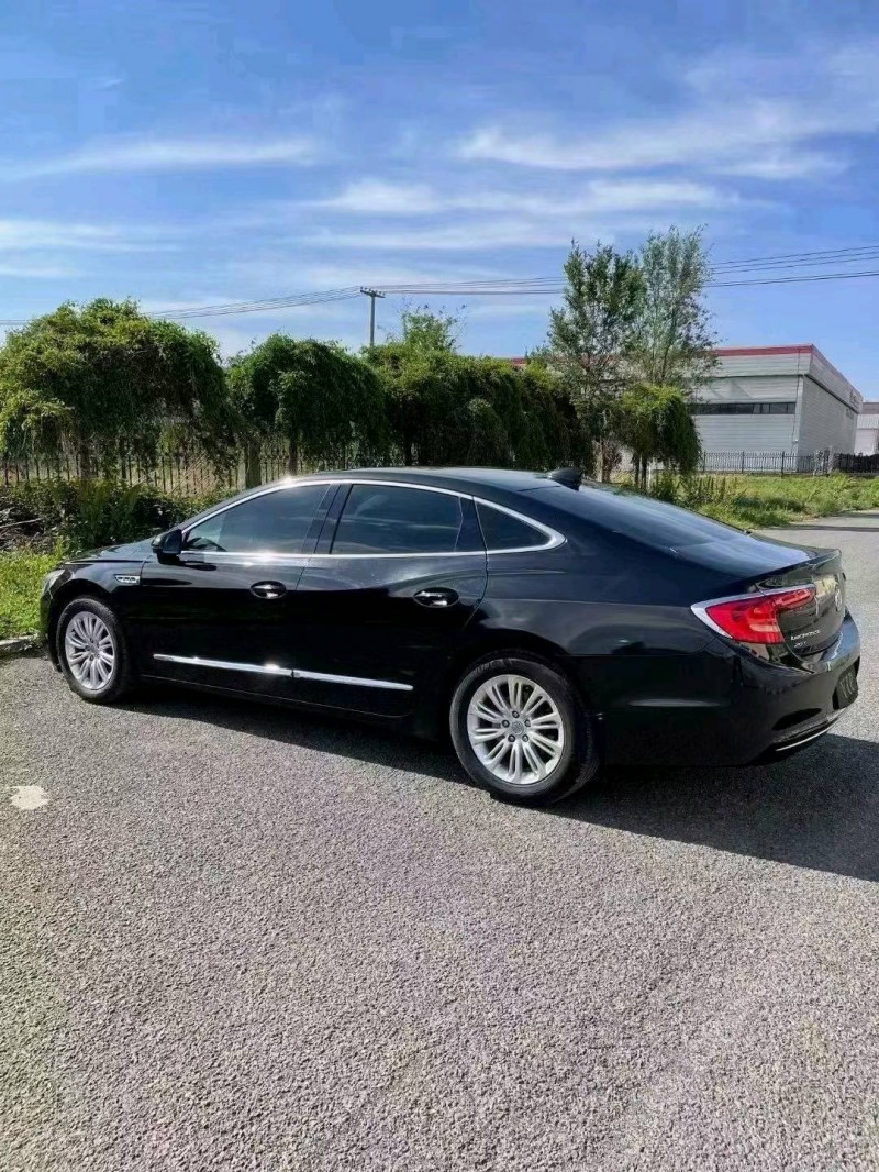 沈阳17年别克君越3