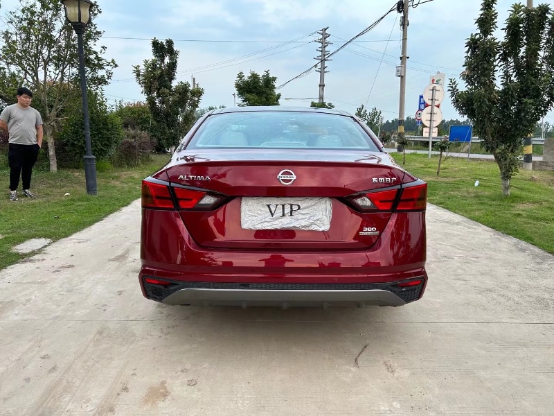 徐州19年日产天籁3