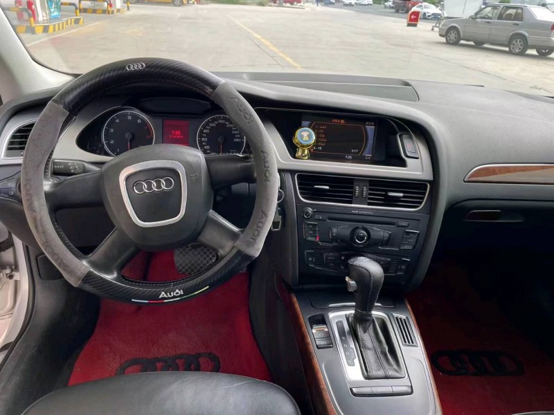 保定11年奥迪A4L8