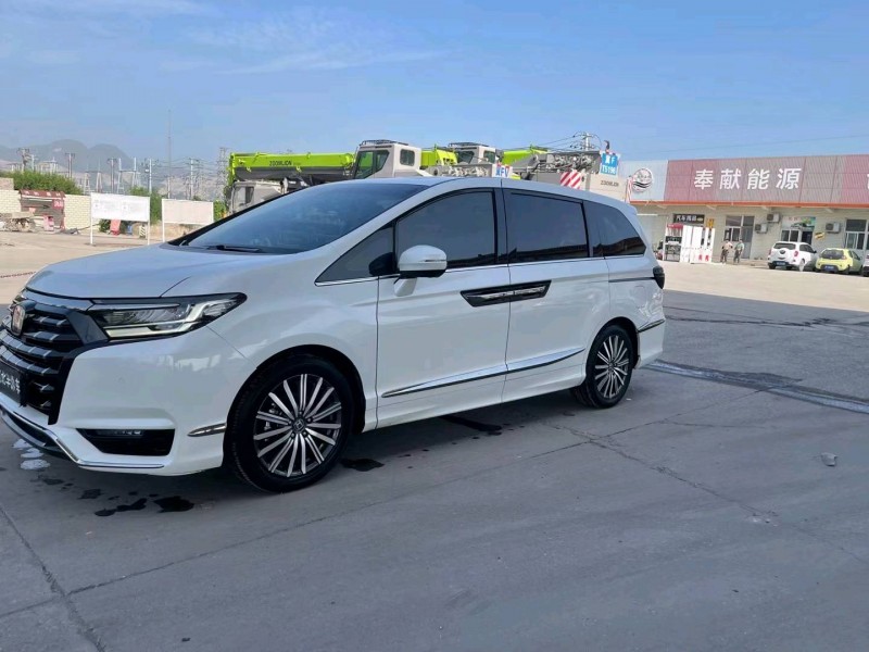 保定22年本田艾力绅2