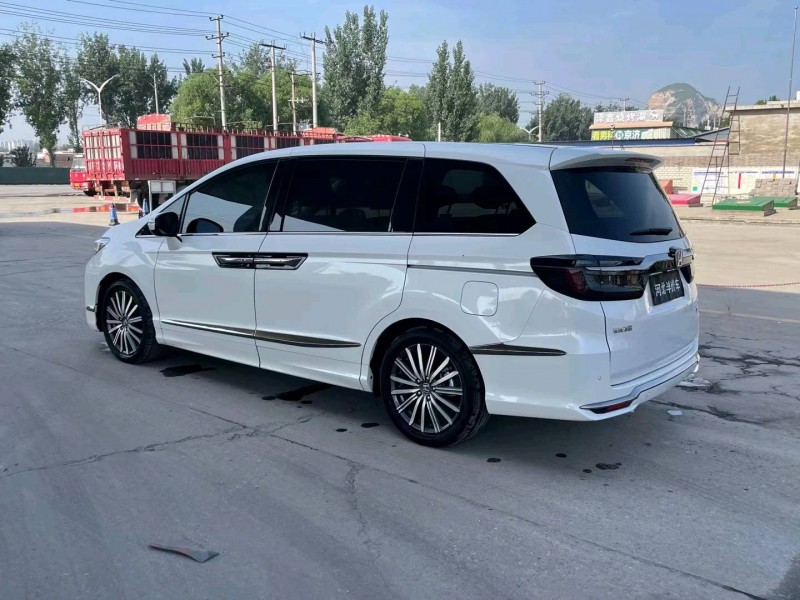 保定22年本田艾力绅7