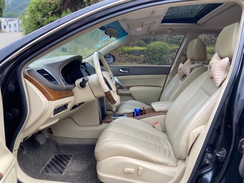 广州11年日产天籁9