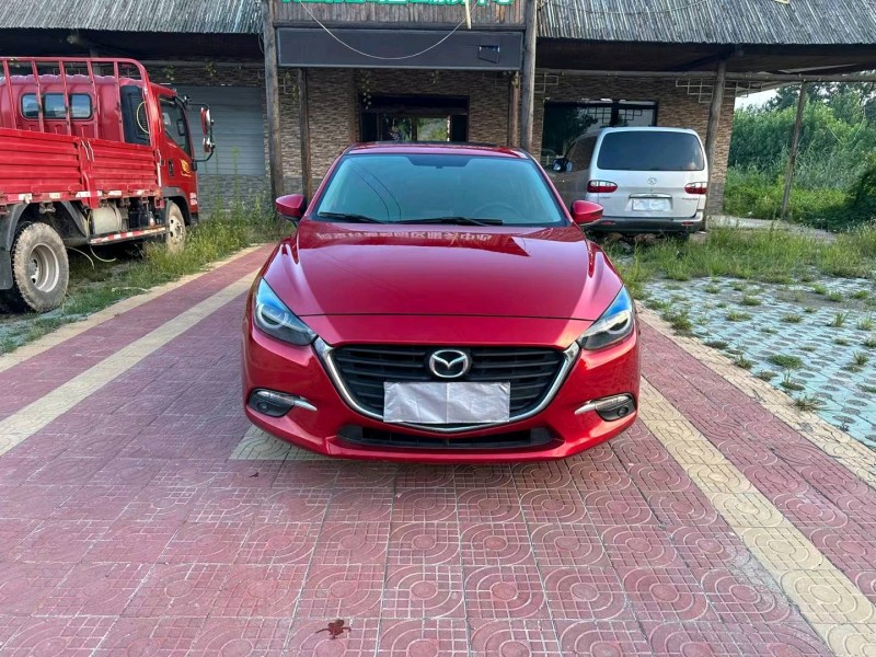 徐州17年马自达昂克赛拉1