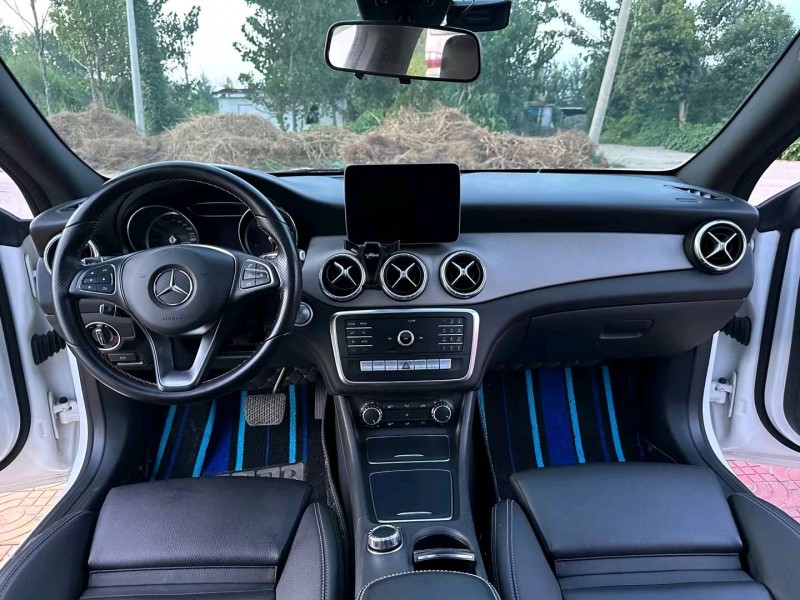 徐州18年奔驰CLA5