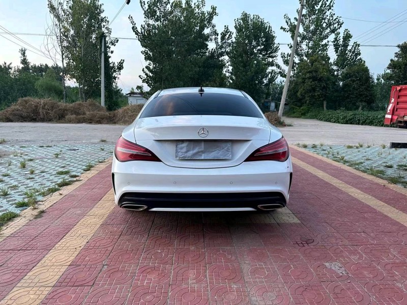 徐州18年奔驰CLA9