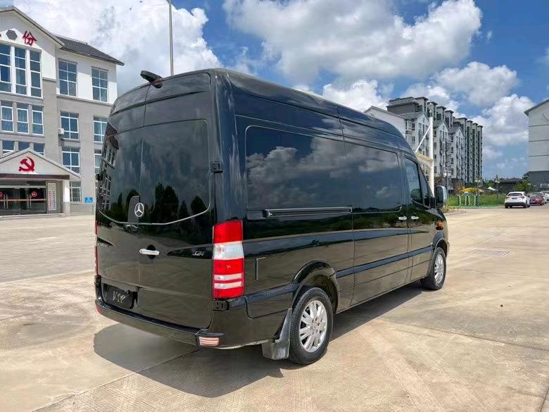 盐城14年奔驰斯宾特8