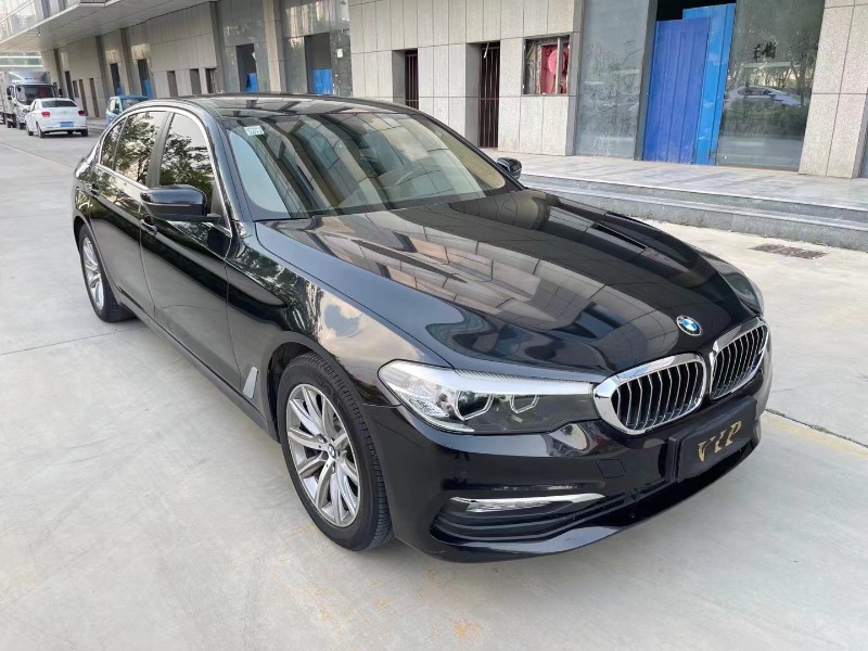 济宁17年宝马5系2