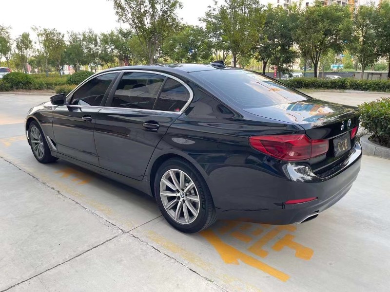 济宁17年宝马5系6