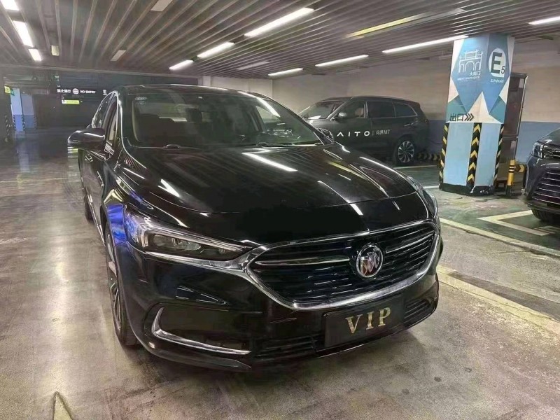 嘉兴20年别克君越2