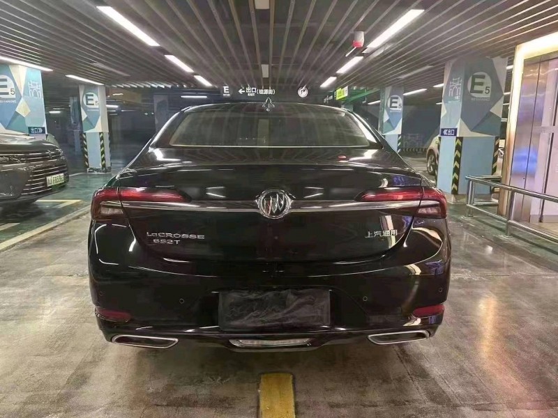 嘉兴20年别克君越8