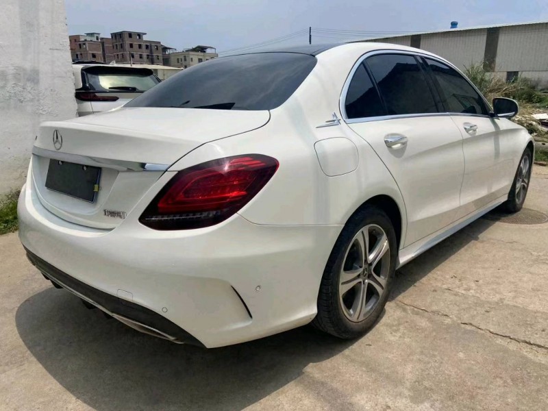 广州19年奔驰C7