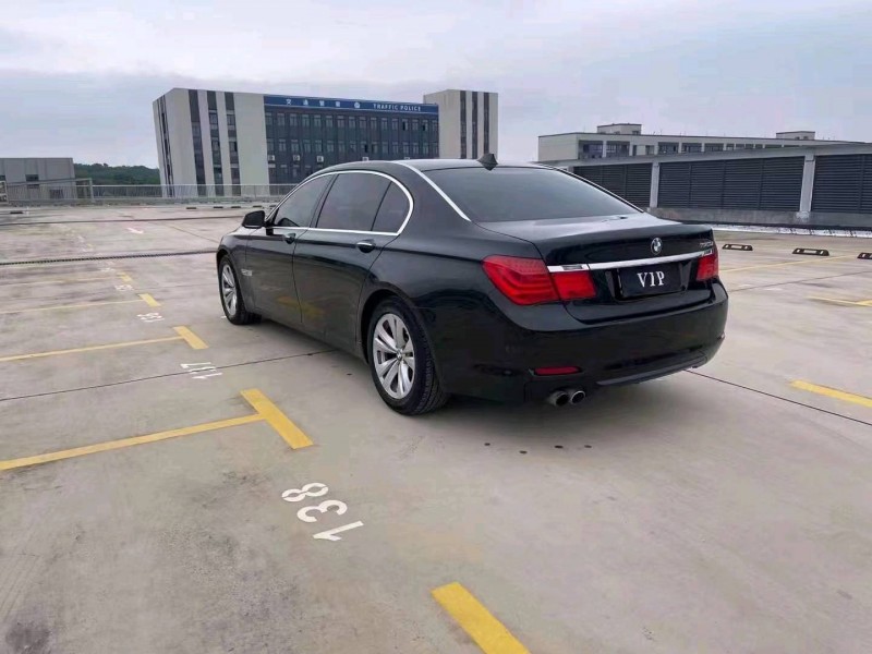 嘉兴12年宝马7系4