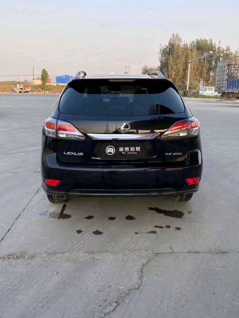 保定13年雷克萨斯RX9