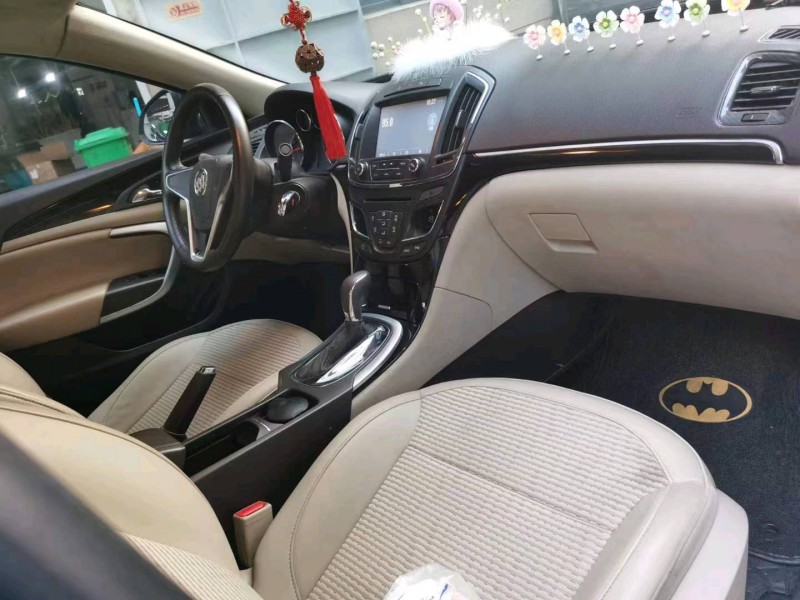 嘉兴15年别克君威7