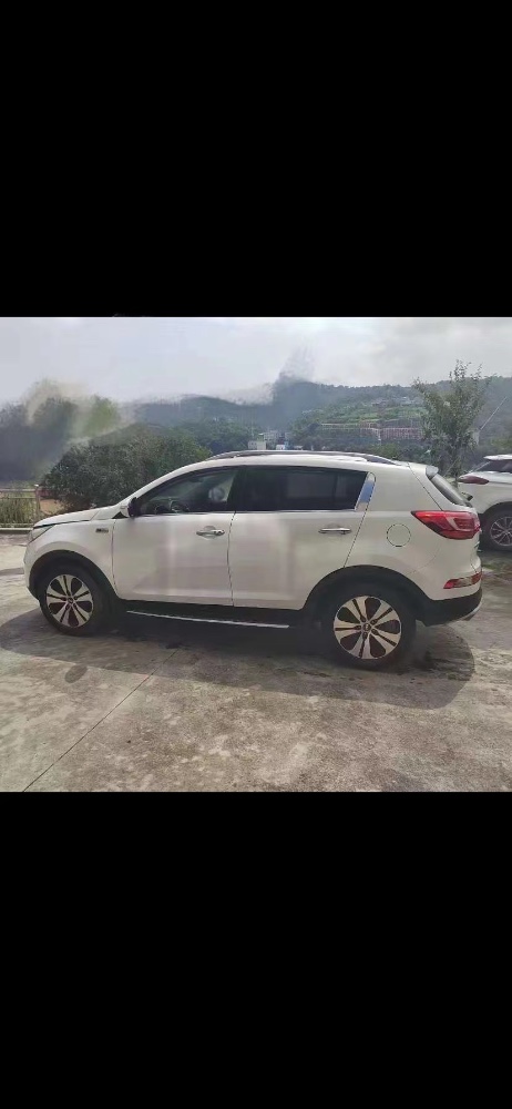 徐州14年起亚智跑7