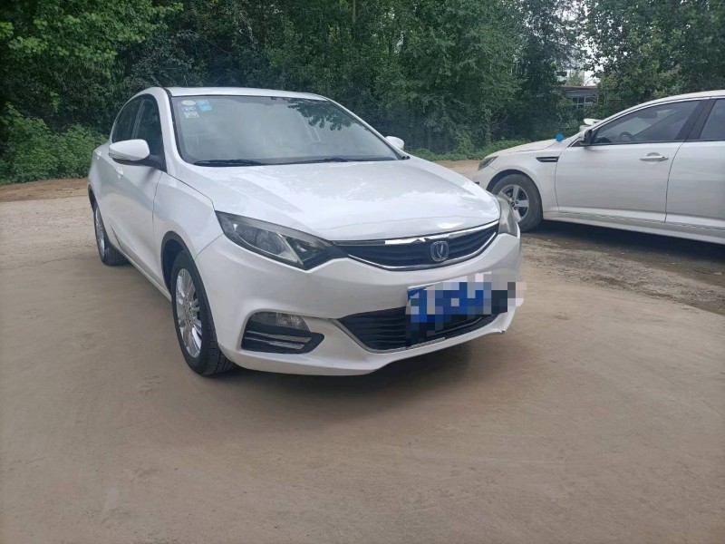 保定15年长安汽车逸动2