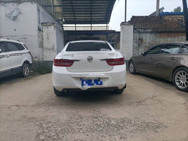 保定14年别克英朗GT9