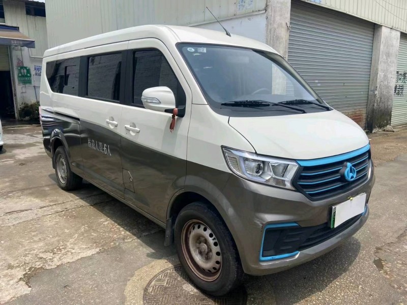 广州23年长安汽车跨越2