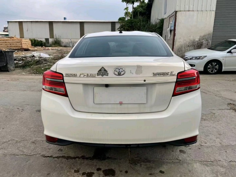 广州17年丰田YARiS L 致享8