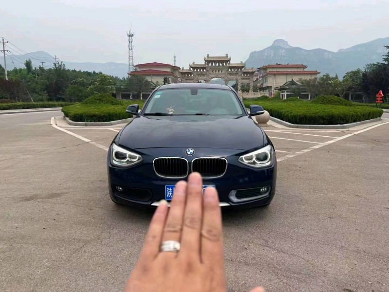 济南12年宝马1系1