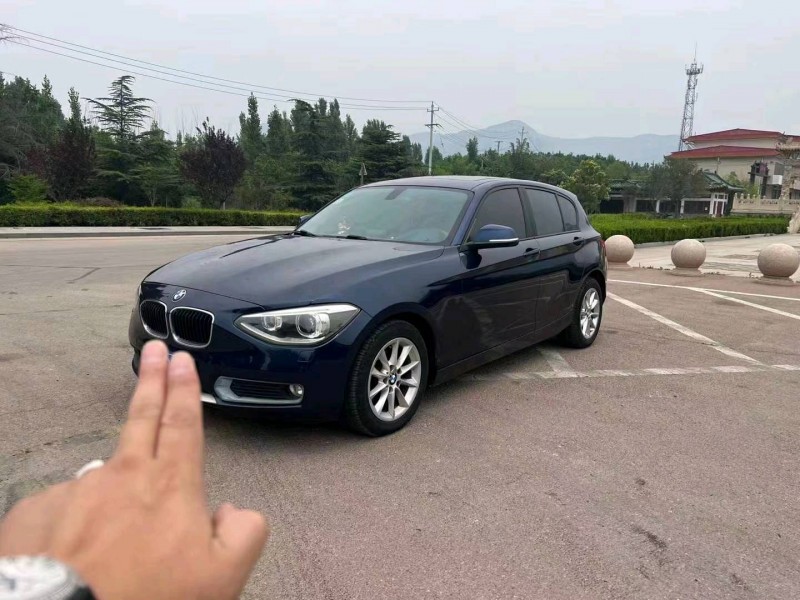 济南12年宝马1系2