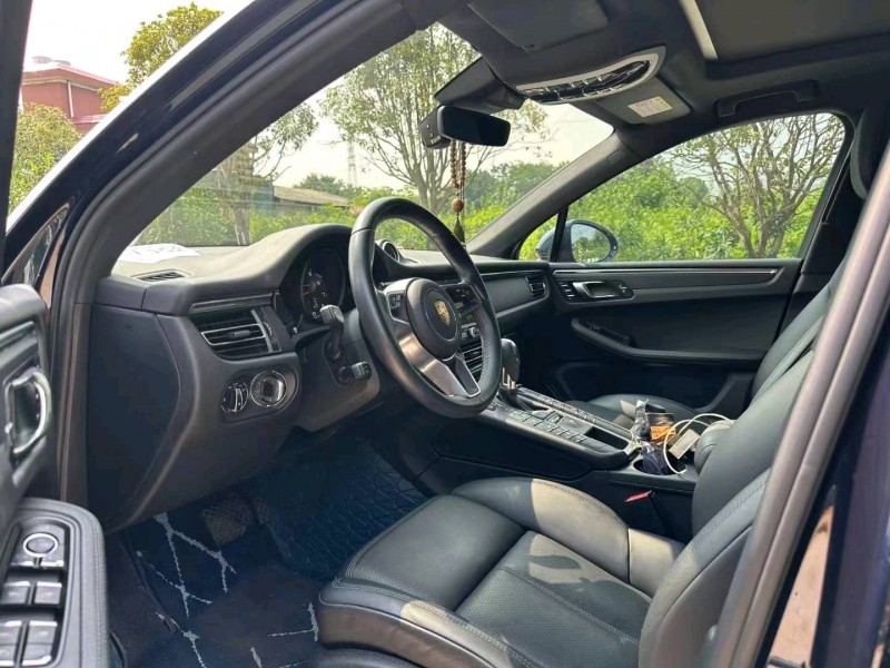 衡阳21年保时捷Macan4