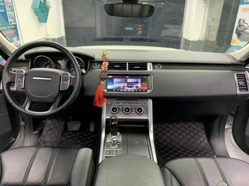广州17年路虎揽胜运动7