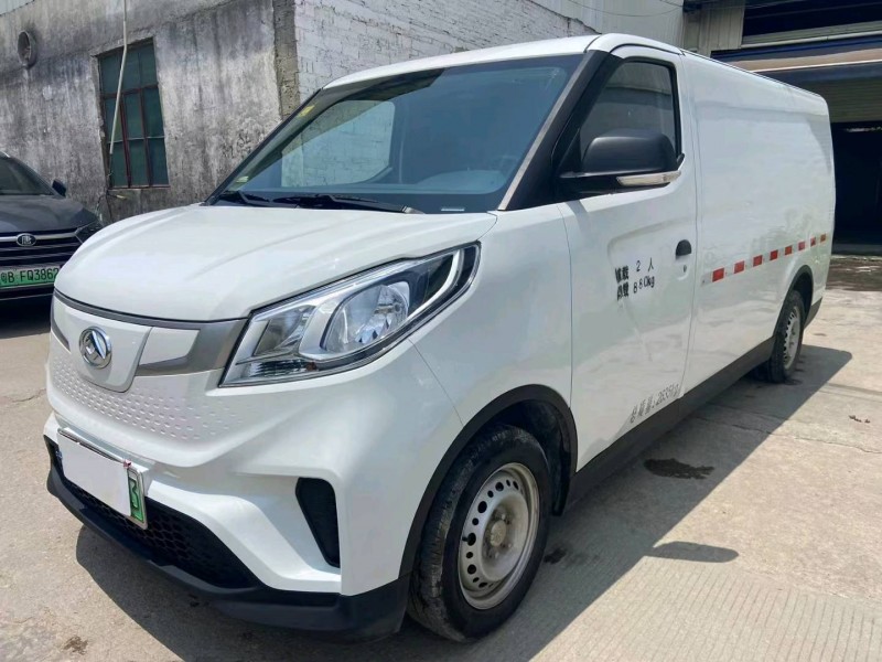 广州22年大通EV30L3
