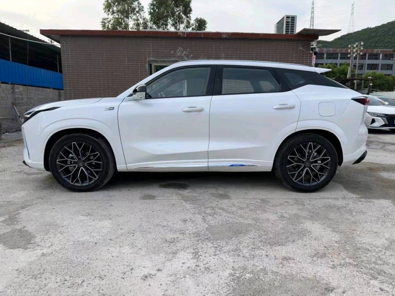 广州23年长安汽车欧尚3