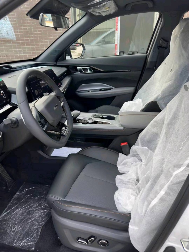 广州23年长安汽车欧尚7