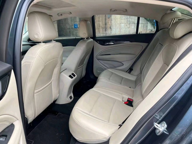 衡阳20年别克君威6