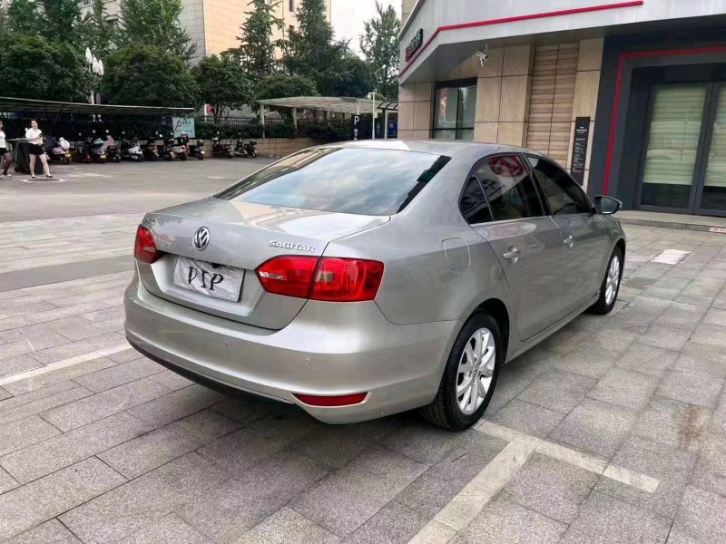 衡阳13年大众速腾2