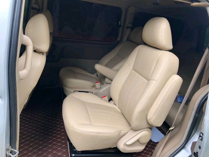 青岛11年别克GL85