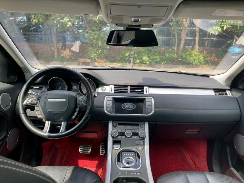 沈阳15年路虎极光5