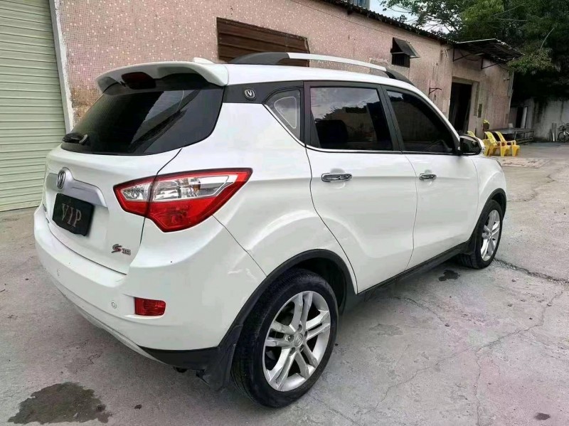 珠海15年长安汽车CS357