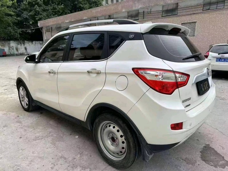 珠海15年长安汽车CS358