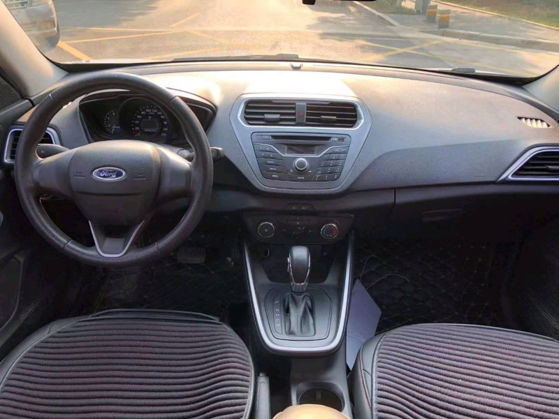 枣庄19年福特福睿斯8