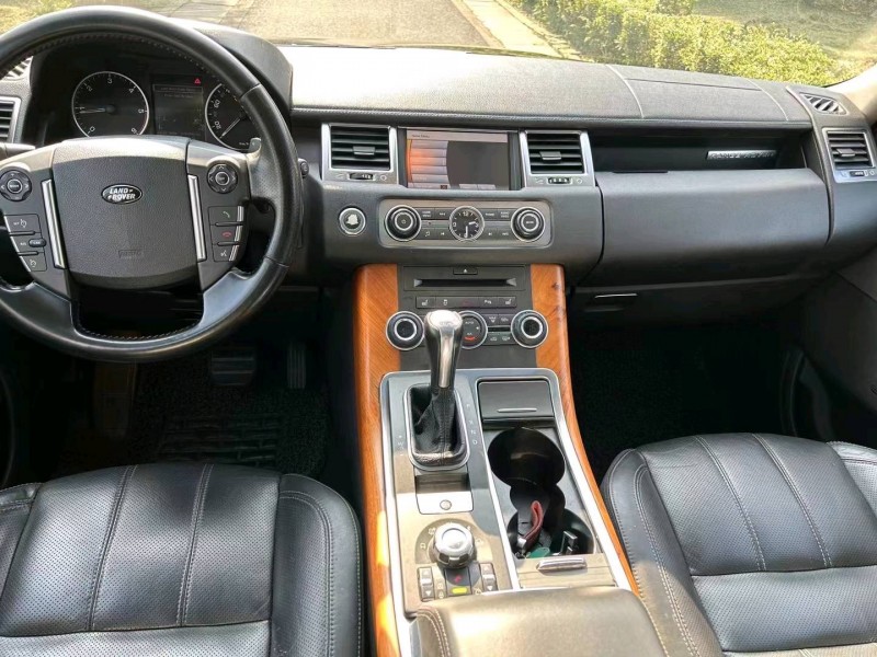 湖州11年路虎揽胜运动5