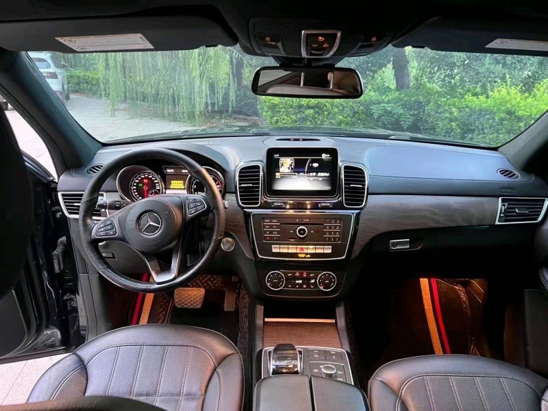 枣庄19年奔驰GLS3