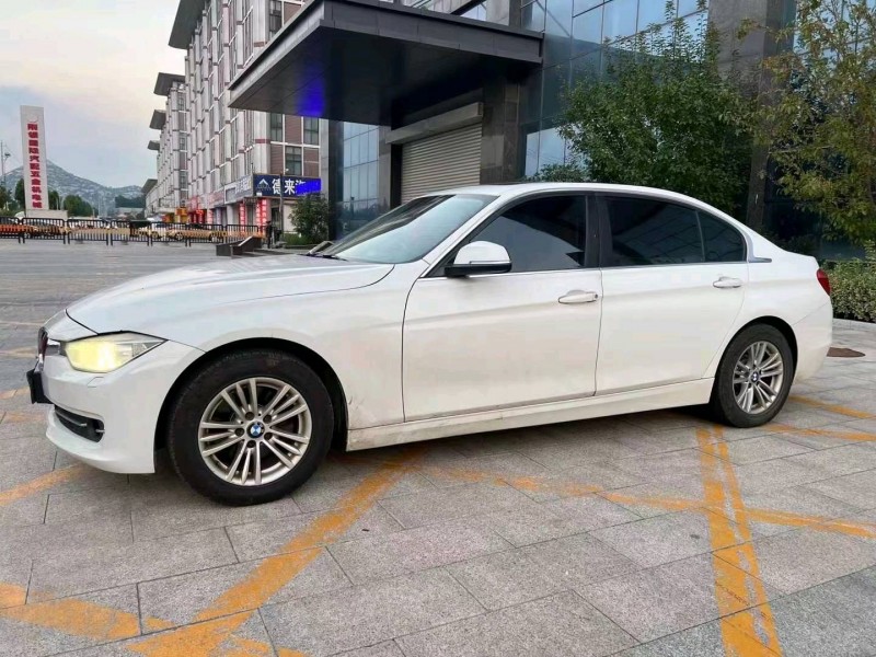 东营13年宝马3系4