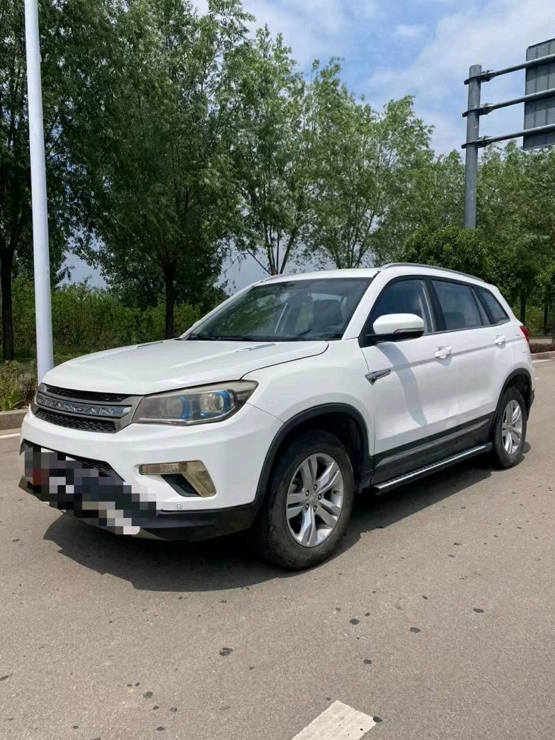 枣庄17年长安汽车CS752