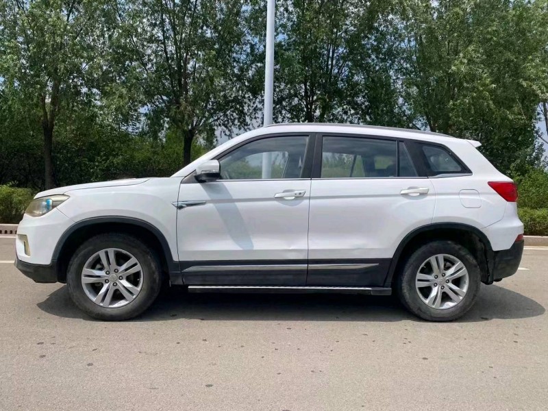 枣庄17年长安汽车CS757