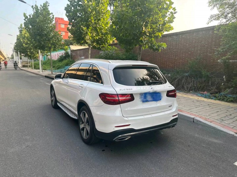 邯郸17年奔驰GLC3
