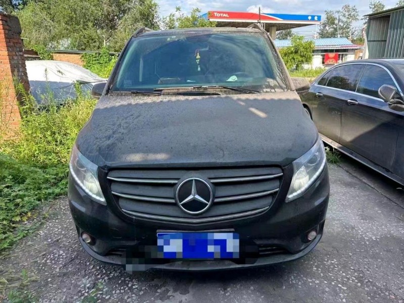 邵阳22年奔驰威霆1