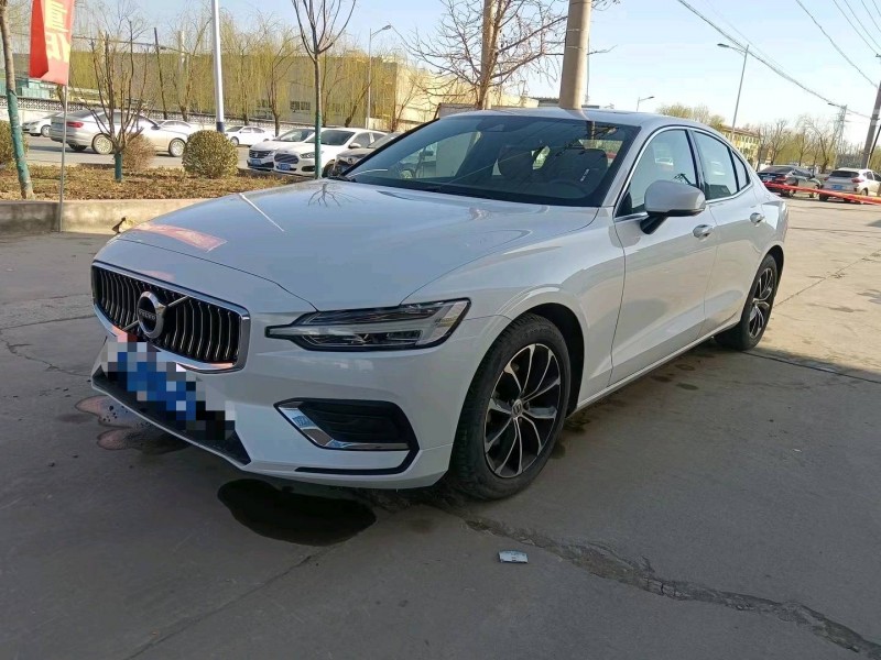 保定20年沃尔沃S60L2