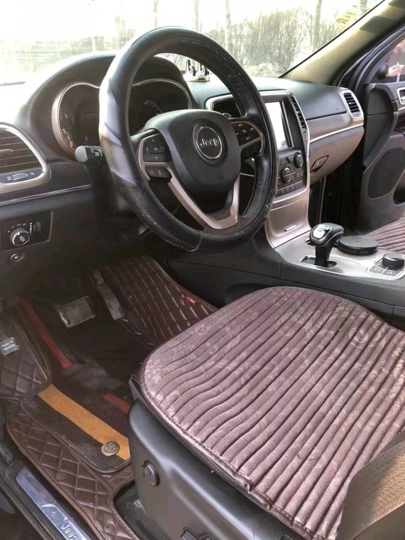 枣庄14年Jeep大切诺基5