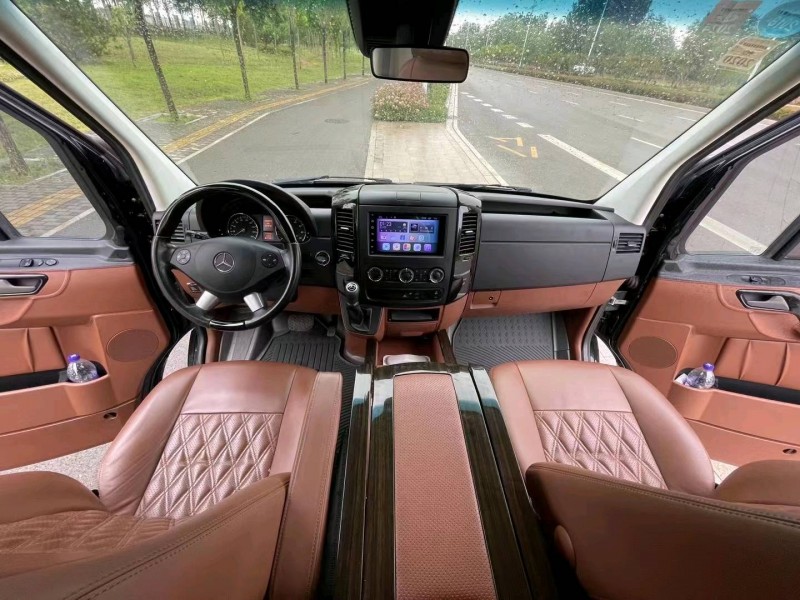 枣庄18年奔驰斯宾特8