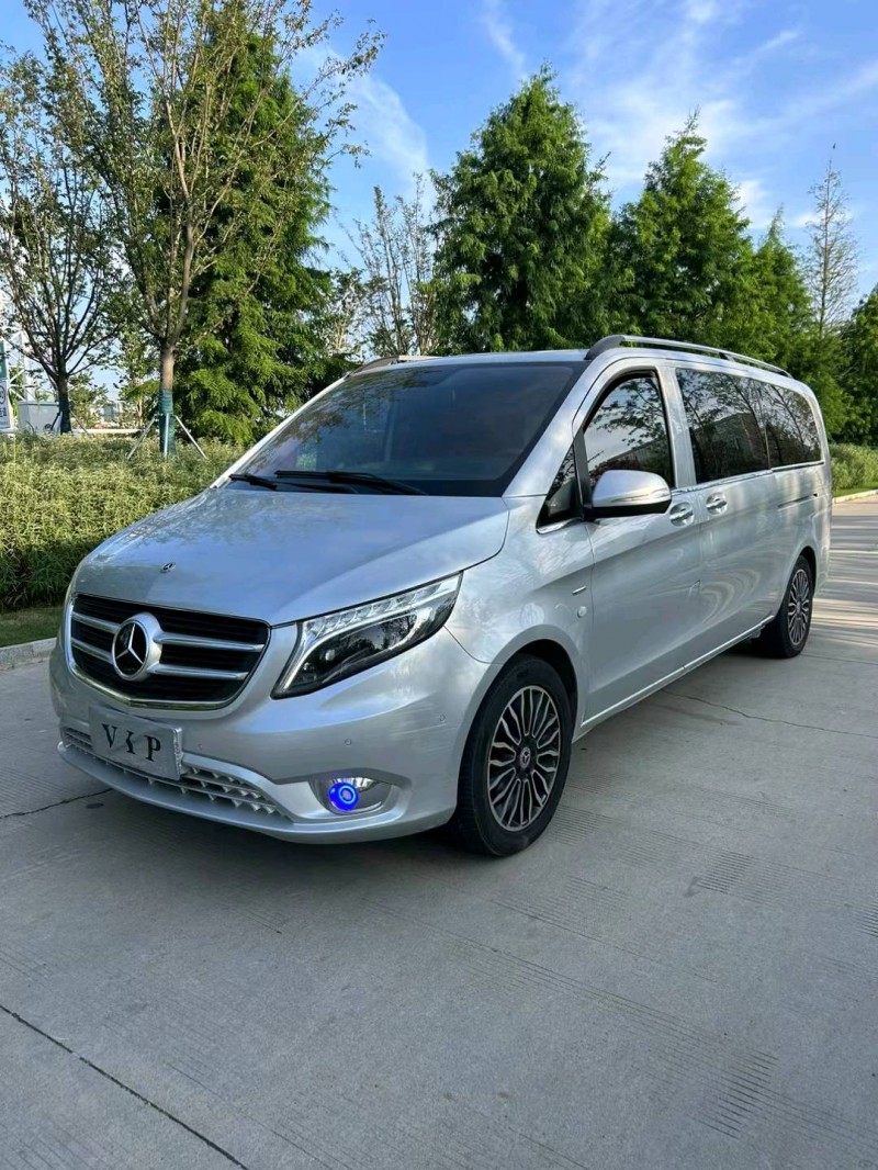 宿迁17年奔驰威霆2