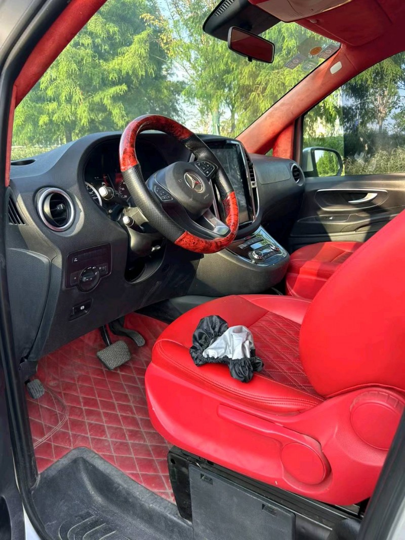 宿迁17年奔驰威霆6